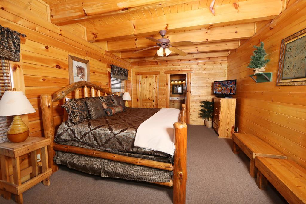 Rising Eagle Lodge - Eight Bedroom Pigeon Forge Εξωτερικό φωτογραφία